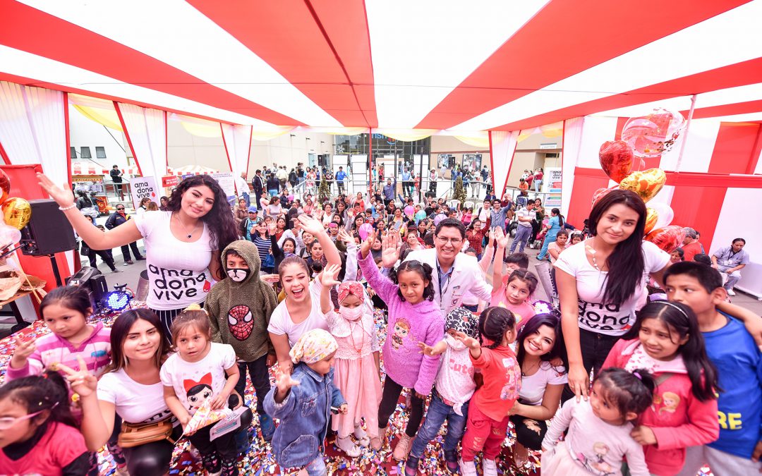 INSN SAN BORJA REALIZÓ GRAN CAMPAÑA DE DONACIÓN VOLUNTARIA DE SANGRE Y PLAQUETAS CONGREGANDO A ARTISTAS Y PERSONAJES FAMOSOS